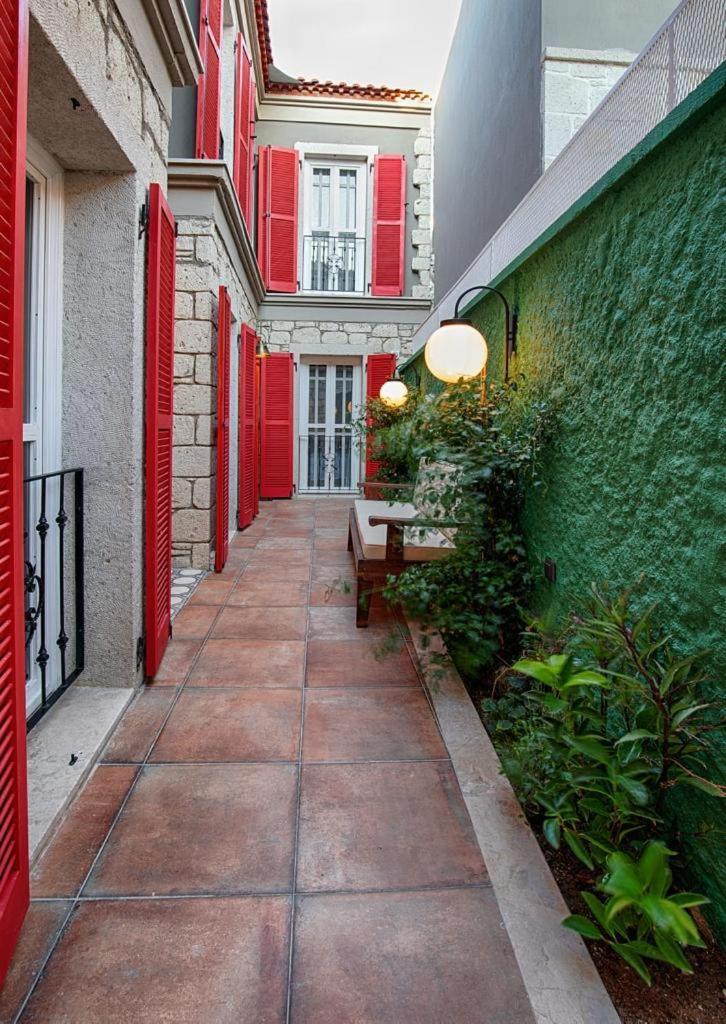 Petite Boutique Hotel Ildiri Luaran gambar